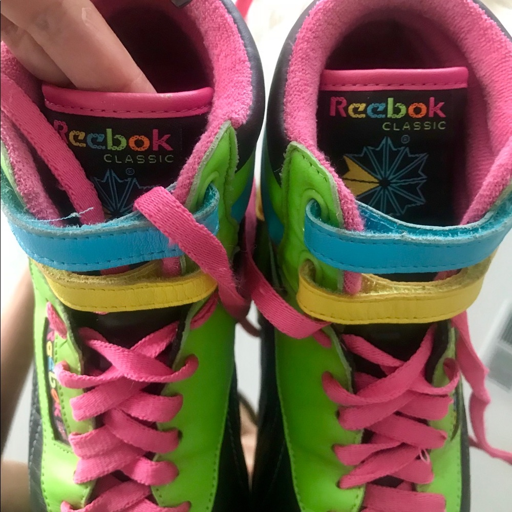 SOLD SOLD SOLD Vintage Reebok Freestyle High Top S - Picture 3 of 8
